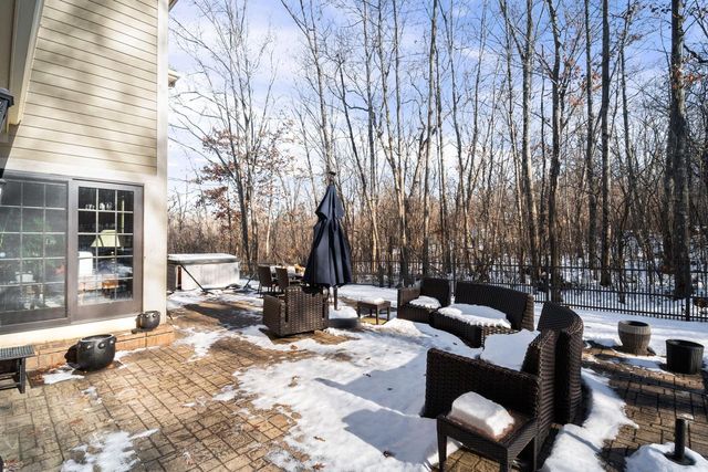 W289S4684 Rockwood TRAIL, Waukesha, WI 53189