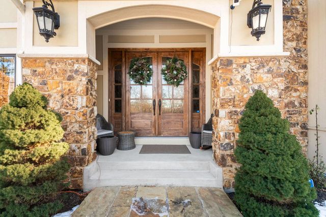 W289S4684 Rockwood TRAIL, Waukesha, WI 53189