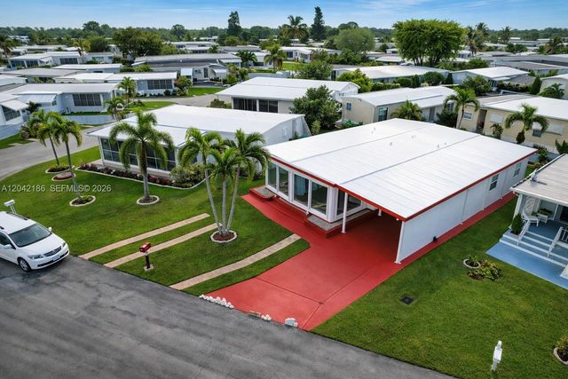 2260 SW 85th Way, Davie, FL 33324