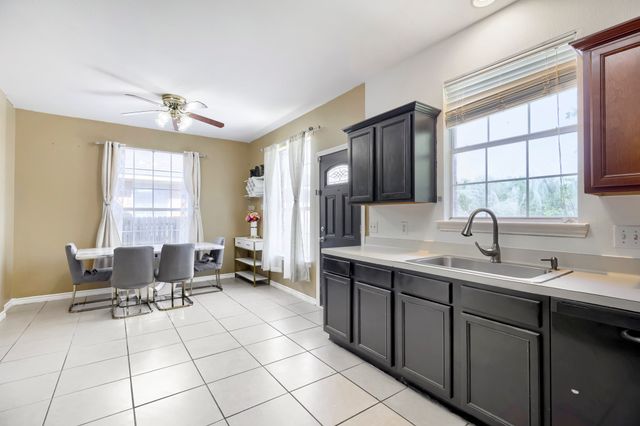 1214 S Belt Line Road, Dallas, TX 75253