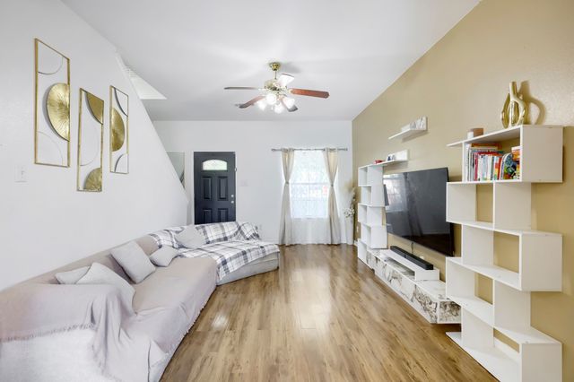 1214 S Belt Line Road, Dallas, TX 75253