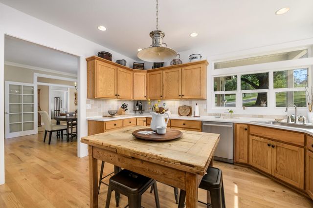 4001 Carlinda, Placerville, CA 95667