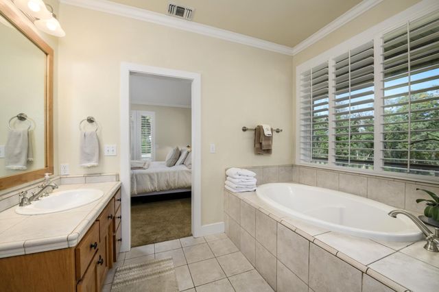 4001 Carlinda, Placerville, CA 95667