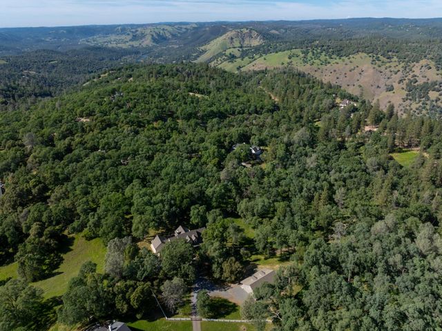 4001 Carlinda, Placerville, CA 95667