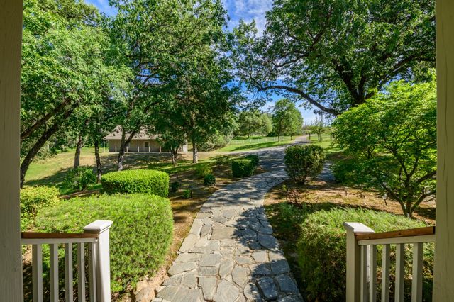 4001 Carlinda, Placerville, CA 95667