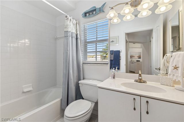 1117 Sweetwater LN 2201, Naples, FL 34110