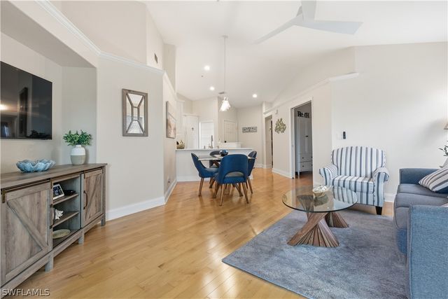 1117 Sweetwater LN 2201, Naples, FL 34110