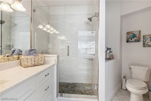 1117 Sweetwater LN 2201, Naples, FL 34110