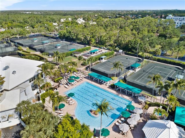 1117 Sweetwater LN 2201, Naples, FL 34110