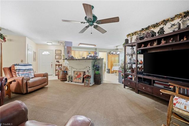 221 Farmview Road, Madison, NC 27025