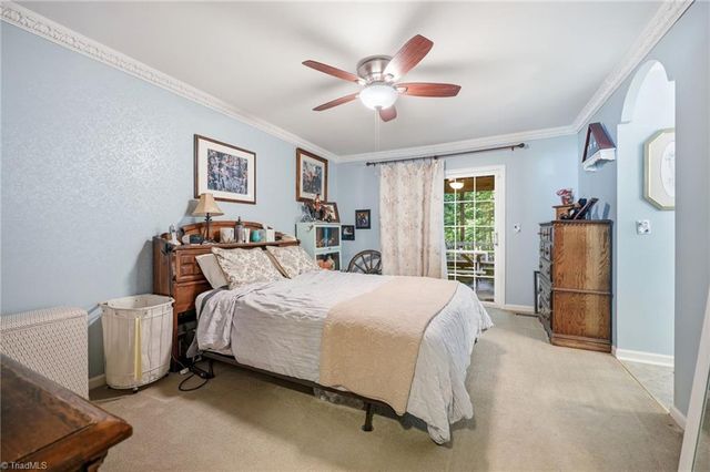 221 Farmview Road, Madison, NC 27025