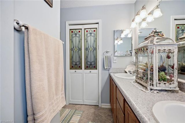 221 Farmview Road, Madison, NC 27025