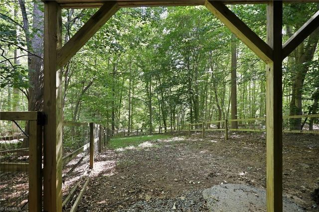 221 Farmview Road, Madison, NC 27025