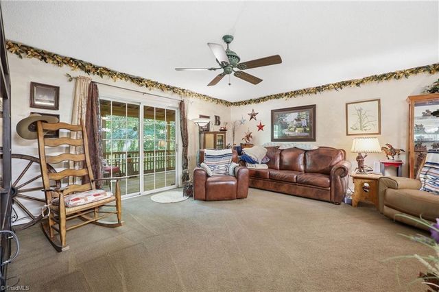 221 Farmview Road, Madison, NC 27025