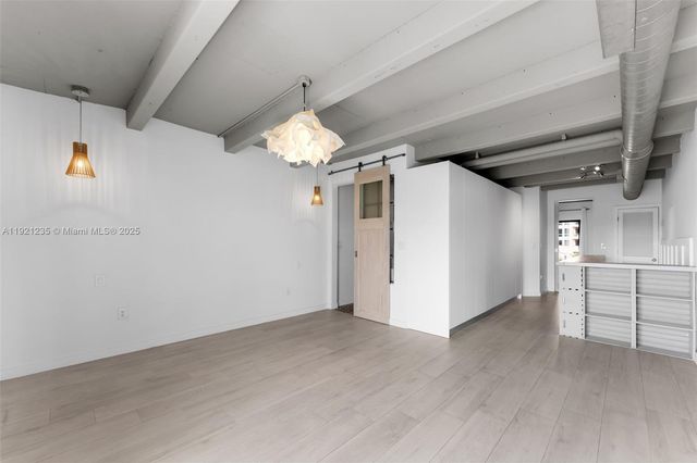 6901 Edgewater Dr 315, Coral Gables, FL 33133