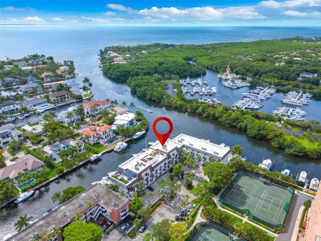 6901 Edgewater Dr 315, Coral Gables, FL 33133