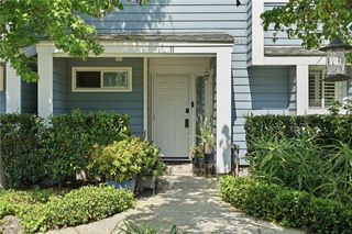 15735 Nordhoff Street 11, North Hills, CA 91343