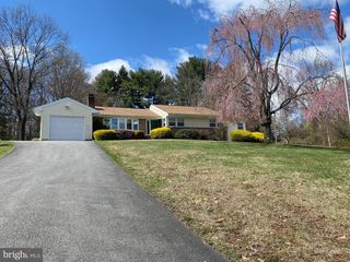 45 SCARLET LN, Reading, PA 19608