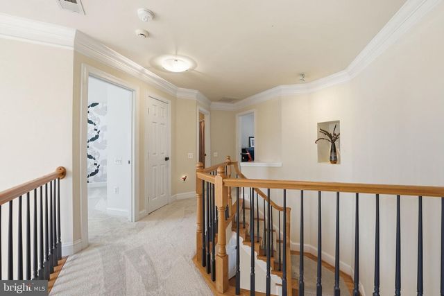 2707 PIONEER LN, Falls Church, VA 22043