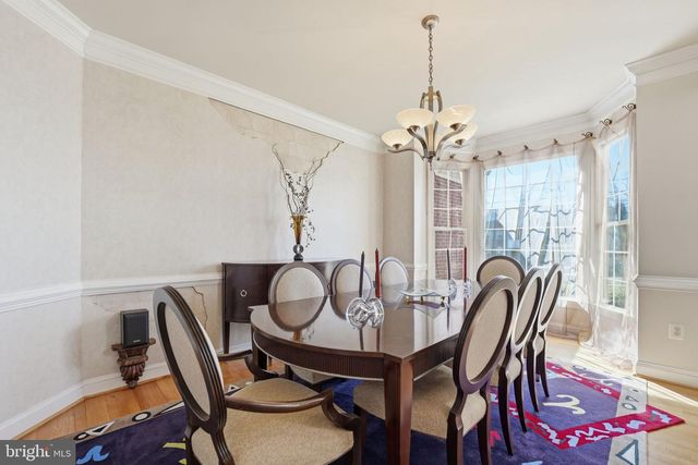 2707 PIONEER LN, Falls Church, VA 22043