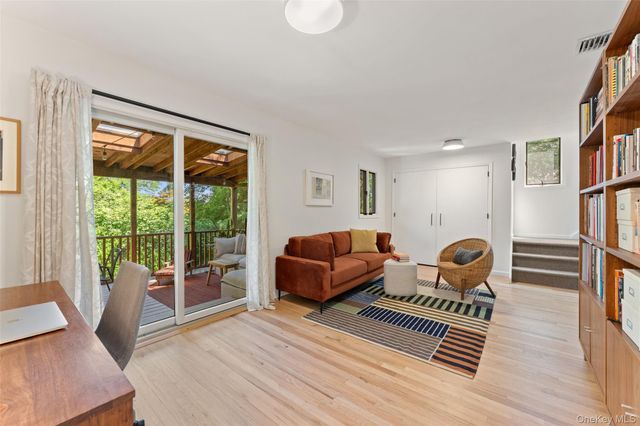 170 Crest Drive, Tarrytown, NY 10591