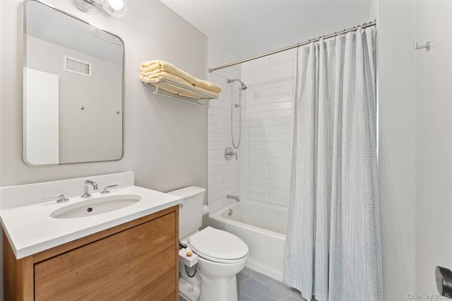 170 Crest Drive, Tarrytown, NY 10591
