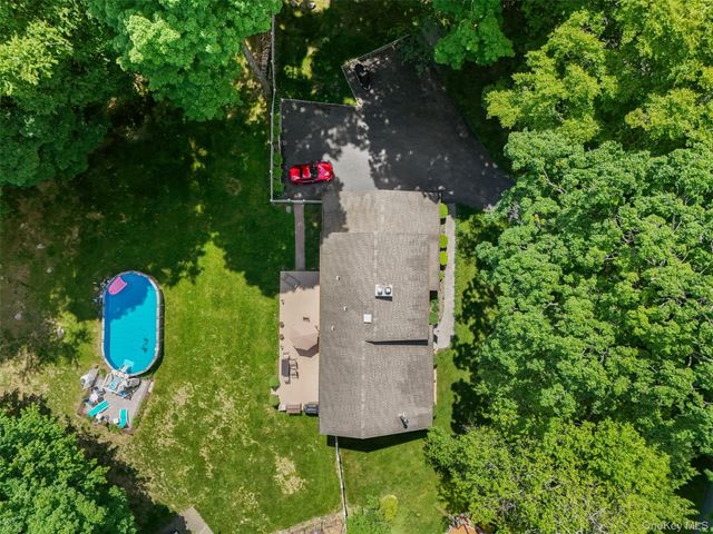 90 Timberlane Court, Yorktown Heights, NY 10598