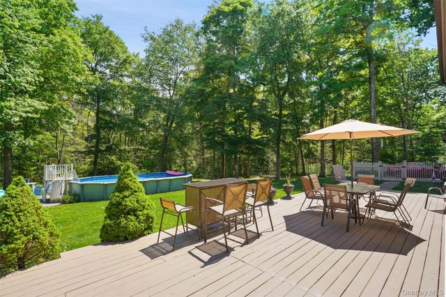 90 Timberlane Court, Yorktown Heights, NY 10598