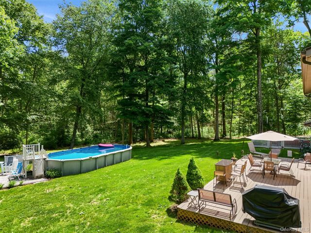 90 Timberlane Court, Yorktown Heights, NY 10598