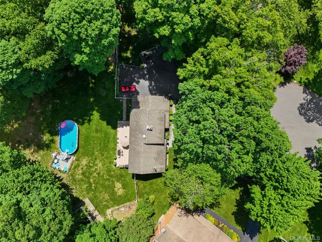 90 Timberlane Court, Yorktown Heights, NY 10598