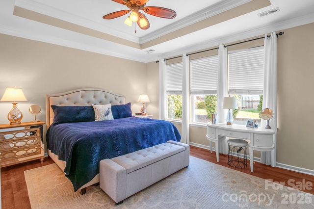 4419 Forest Gate Lane, Charlotte, NC 28270