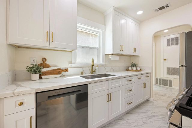 3764-3772 Villa Terrace, San Diego, CA 92104