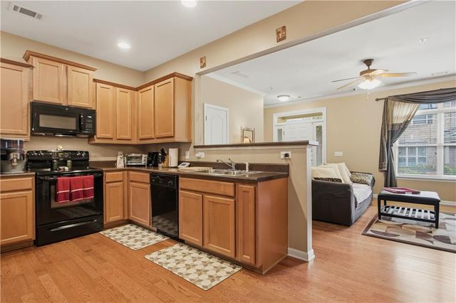 534 Ridge View Crossing, Woodstock, GA 30188