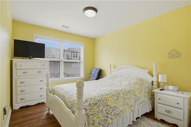 534 Ridge View Crossing, Woodstock, GA 30188