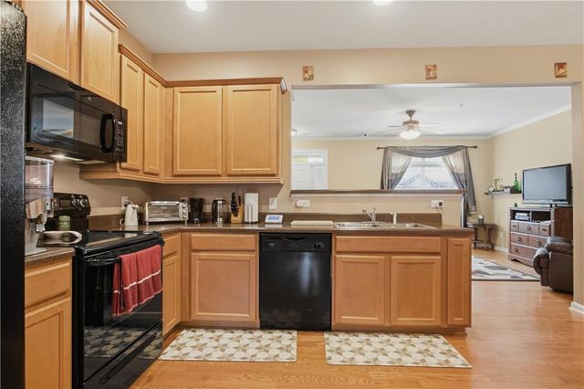 534 Ridge View Crossing, Woodstock, GA 30188