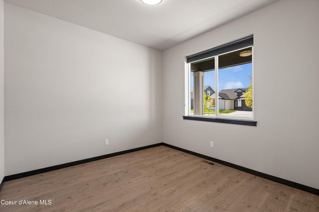 6568 N DOWNING LN, Coeur D'alene, ID 83815
