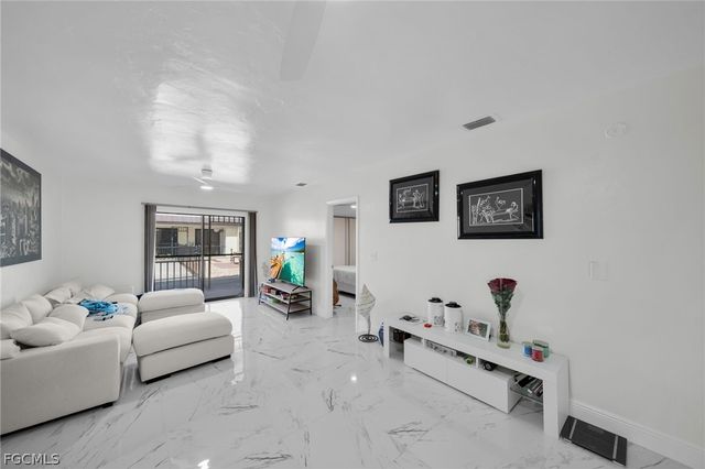 4516 Santa Barbara BLVD 3, Cape Coral, FL 33914