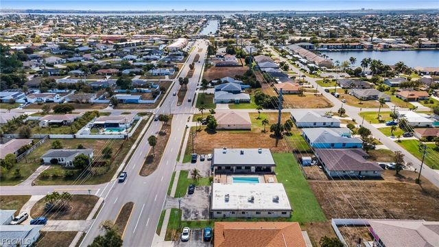 4516 Santa Barbara BLVD 3, Cape Coral, FL 33914