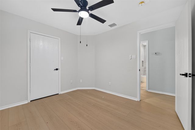 738 Harbour Town Drive, Lake Dallas, TX 75065