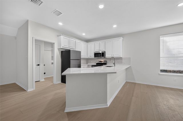 738 Harbour Town Drive, Lake Dallas, TX 75065