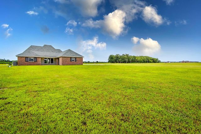 216 Morning Star Drive, Thibodaux, LA 70301