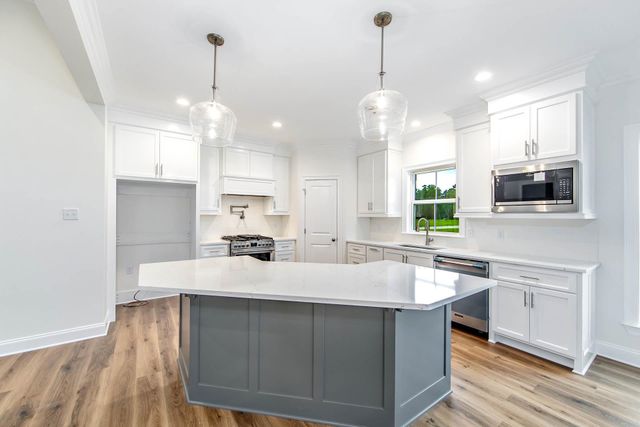 216 Morning Star Drive, Thibodaux, LA 70301