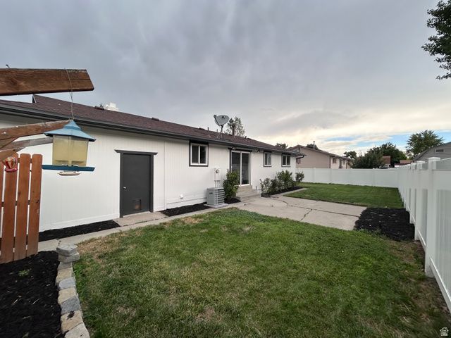 9789 S 285 E, Sandy, UT 84070
