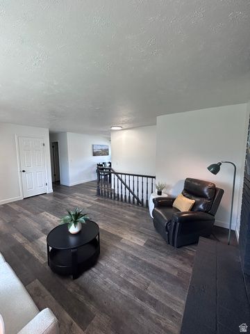 9789 S 285 E, Sandy, UT 84070
