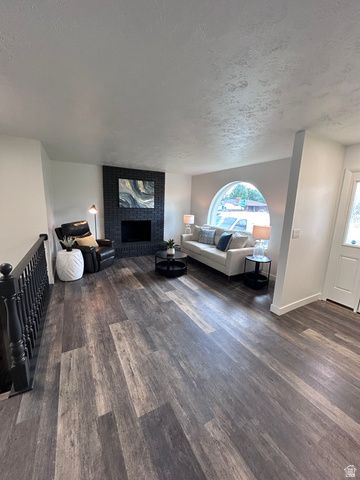 9789 S 285 E, Sandy, UT 84070