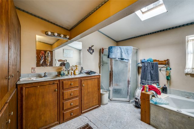 2000 N Trinity Road, Denton, TX 76208