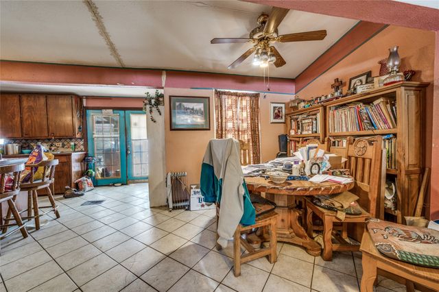 2000 N Trinity Road, Denton, TX 76208