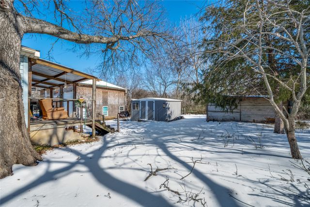 2000 N Trinity Road, Denton, TX 76208