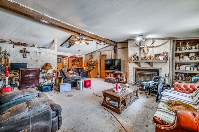 2000 N Trinity Road, Denton, TX 76208