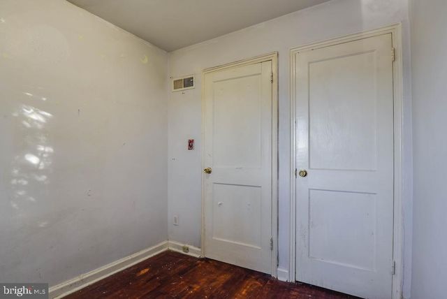 513 HILLTOP TER SE, Washington, DC 20019